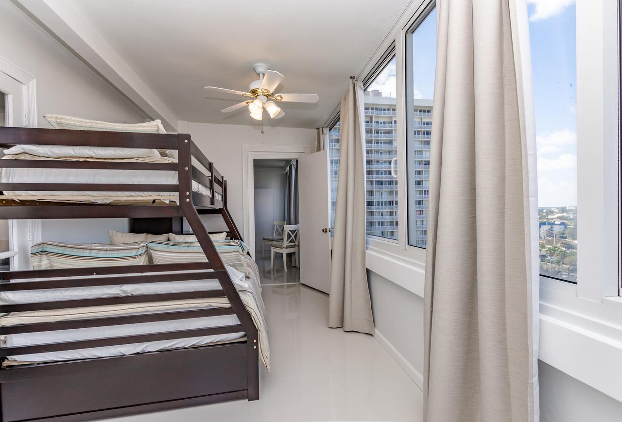 Ocean Beach Condo 3Br On The Sand 911 فورت لودرديل المظهر الخارجي الصورة