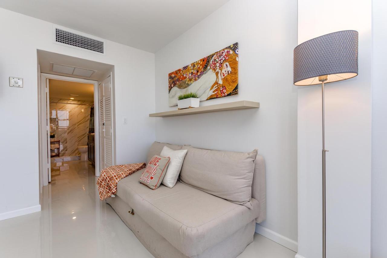Ocean Beach Condo 3Br On The Sand 911 فورت لودرديل المظهر الخارجي الصورة